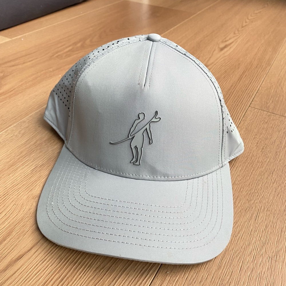 Toes on the Nose, Light Gray Tech Hat with Surfer Logo, NWT